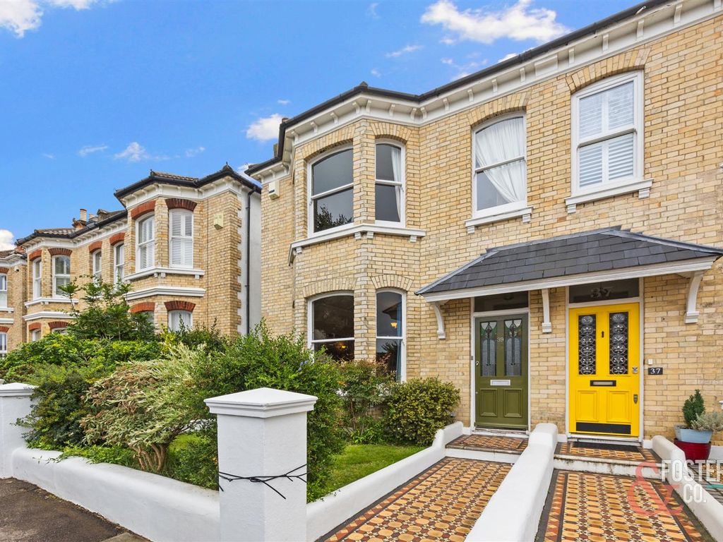4 bed semidetached house for sale in Fonthill Road, Hove BN3, £800,000