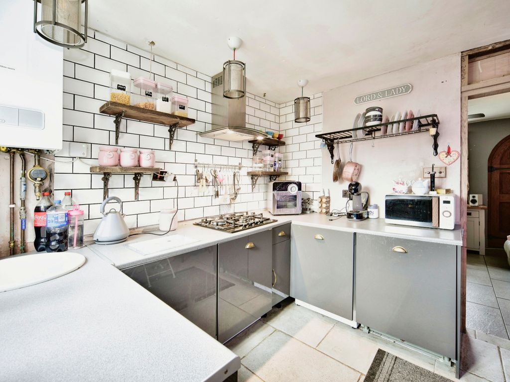 2 bed terraced house for sale in Tonbridge Road, Maidstone, Kent ME16