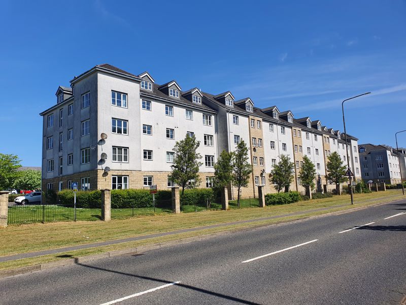 2 bed flat for sale in Queens Crescent, Eliburn, Livingston EH54 Zoopla