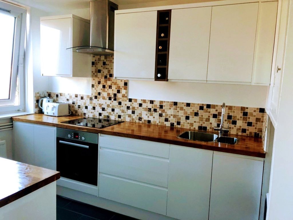 Oatfield House, Perry Court, London N15