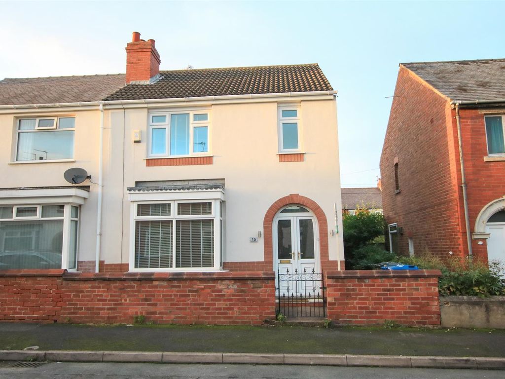 3 bed semidetached house for sale in Westmorland Street, Doncaster DN4