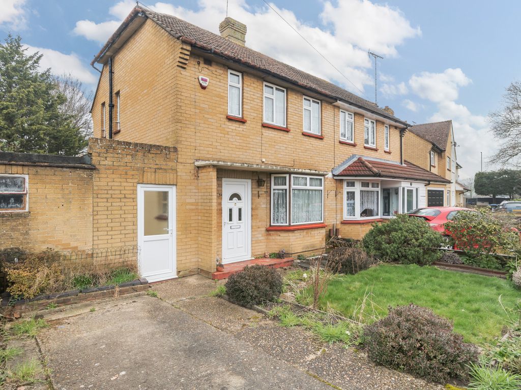 2 bed semidetached house for sale in Rickman Crescent, Addlestone KT15