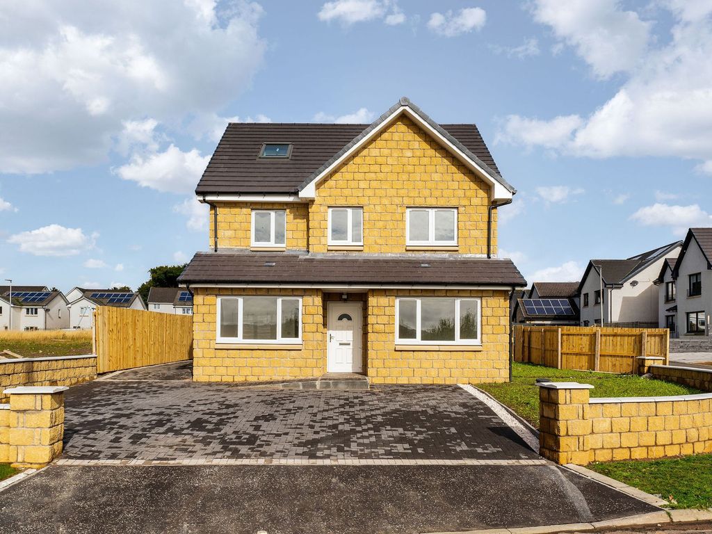 New home, 6 bed detached house for sale in Breichwater Place