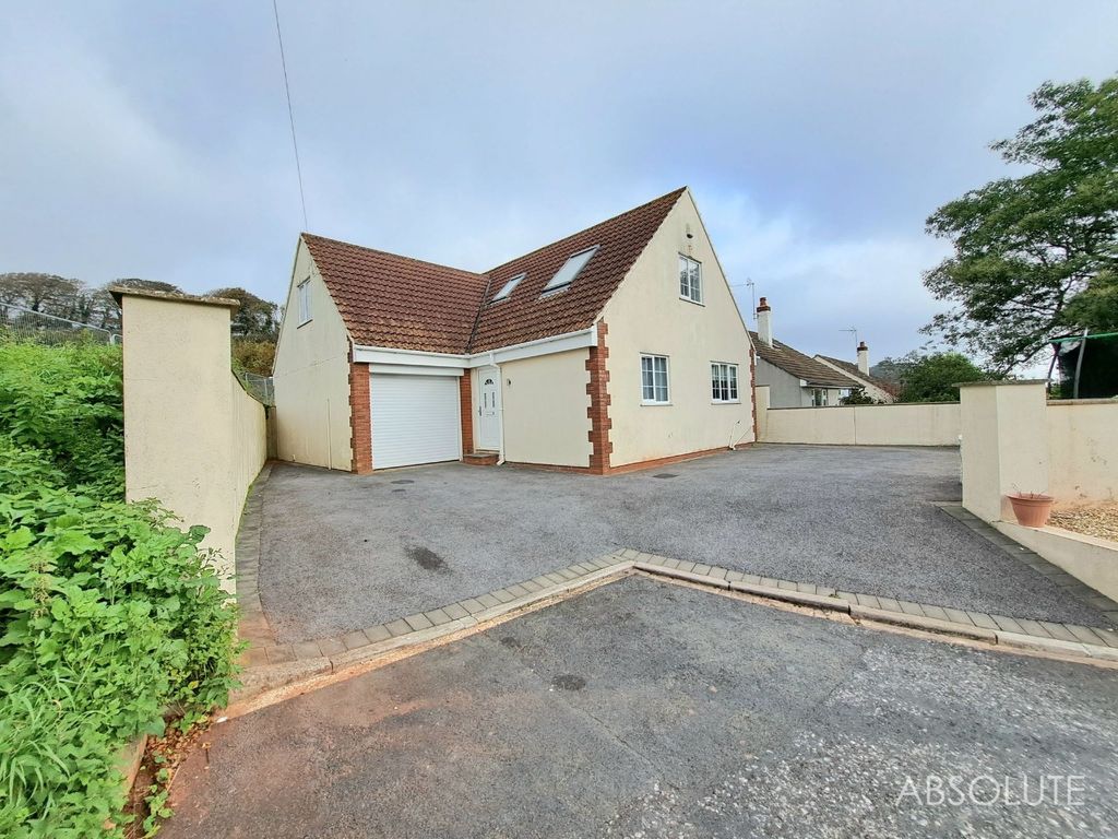 4 bed detached bungalow for sale in Borough Park Road, Paignton TQ3, £