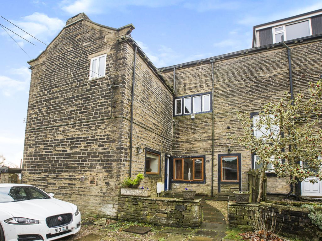 Ingham Lane, Halifax, West Yorkshire HX2  