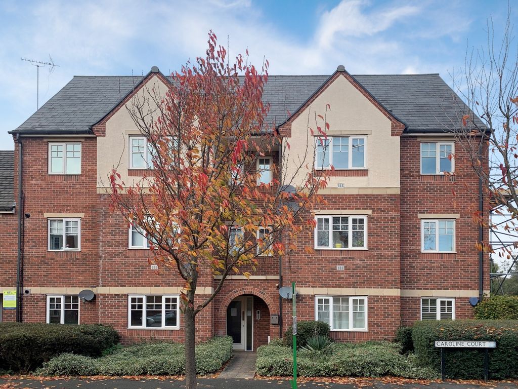 2 bed flat for sale in Caroline Court, BurtonOnTrent, Staffordshire