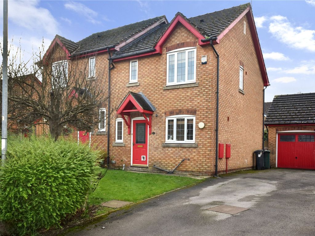 3 bed semidetached house for sale in Millers Croft, Batley, West