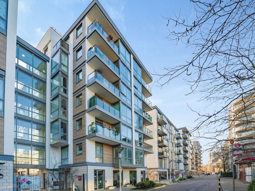 1 bed flat for sale in Ealing Road, Brentford TW8 Zoopla