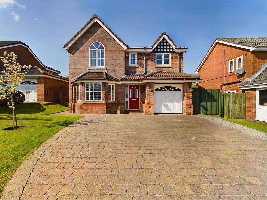 4 bed detached house for sale in Harvest Drive, WhittleLeWoods