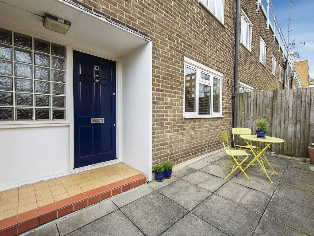 Ann Lane, Chelsea, London SW10  