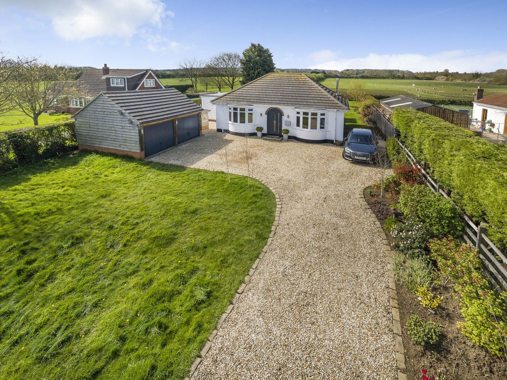 3 bed detached bungalow for sale in Ashby Lane, AshbyCumFenby