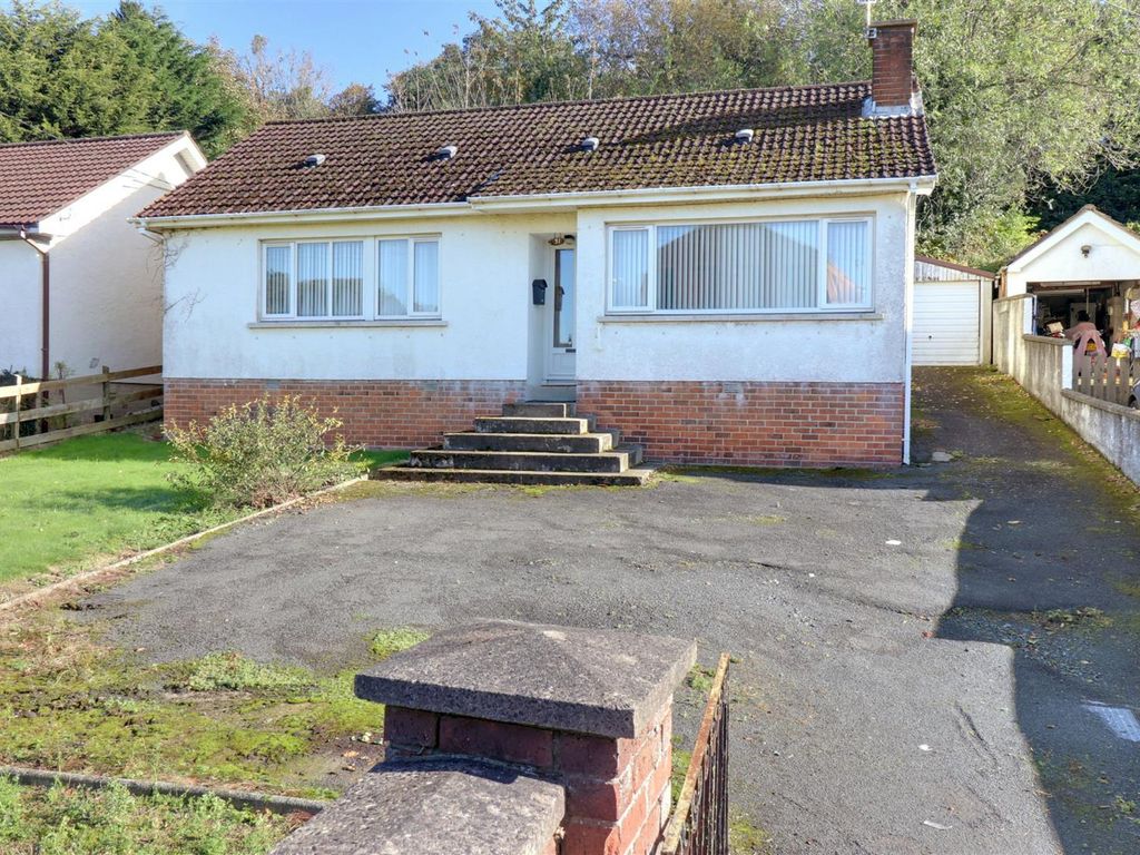 3 bed detached bungalow for sale in Crawfordsburn Road, Newtownards