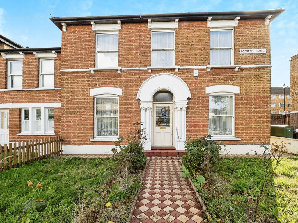 4 bed end terrace house for sale in Osborne Road, London E7, £875,000