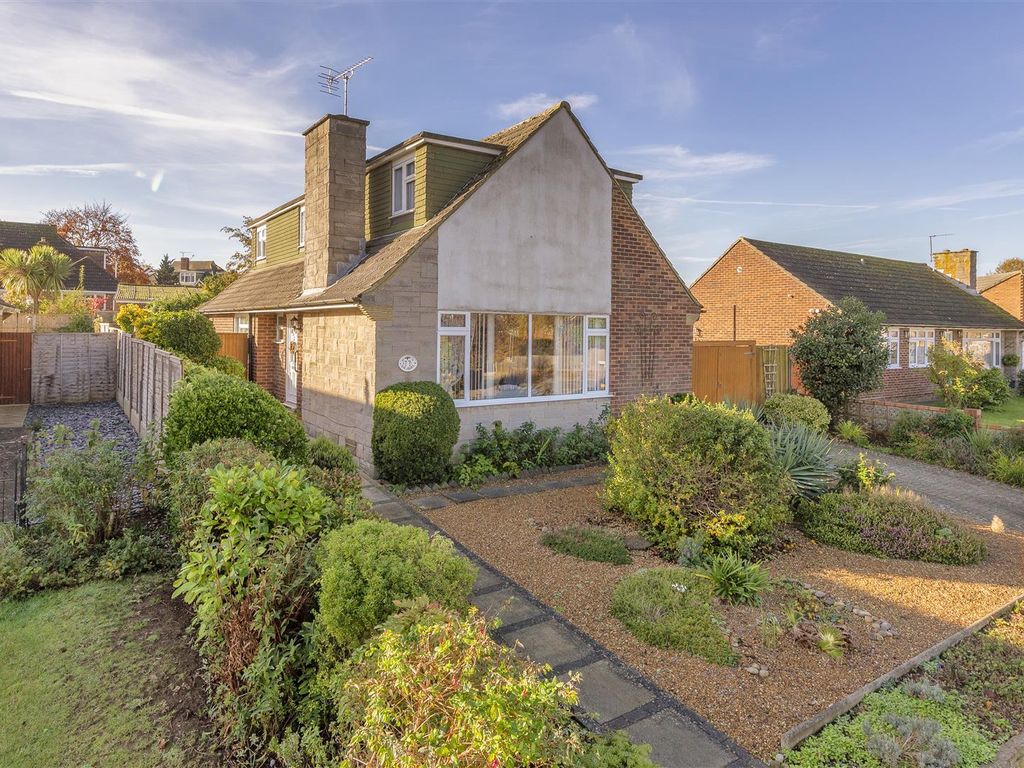 5 bed detached house for sale in Ash Grove, Maidstone ME16, £510,000