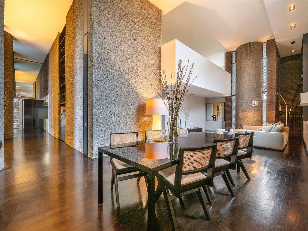 Aldersgate Street, Islington, London EC1A  