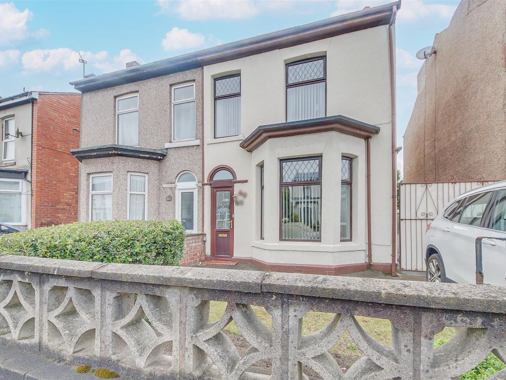 3 bed semidetached house for sale in St. Lukes Road, Southport PR9, £
