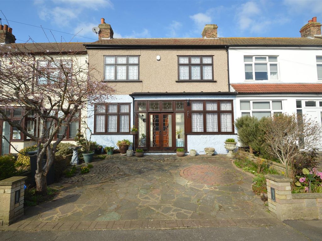 3 bed terraced house for sale in Grasmere Gardens, Redbridge IG4 Zoopla