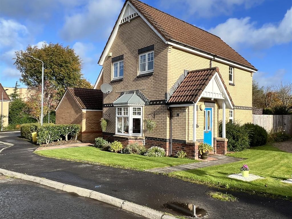 3 bed detached house for sale in Westfield Park, Strathaven ML10, £