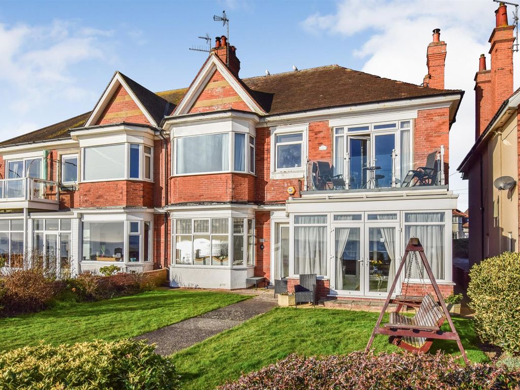 4 bed semidetached house for sale in Cardigan Road, Bridlington, Yo 8