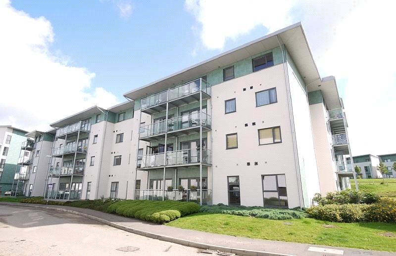 2 bed flat to rent in Brooking House, Rollason Way, Brentwood CM14 Zoopla