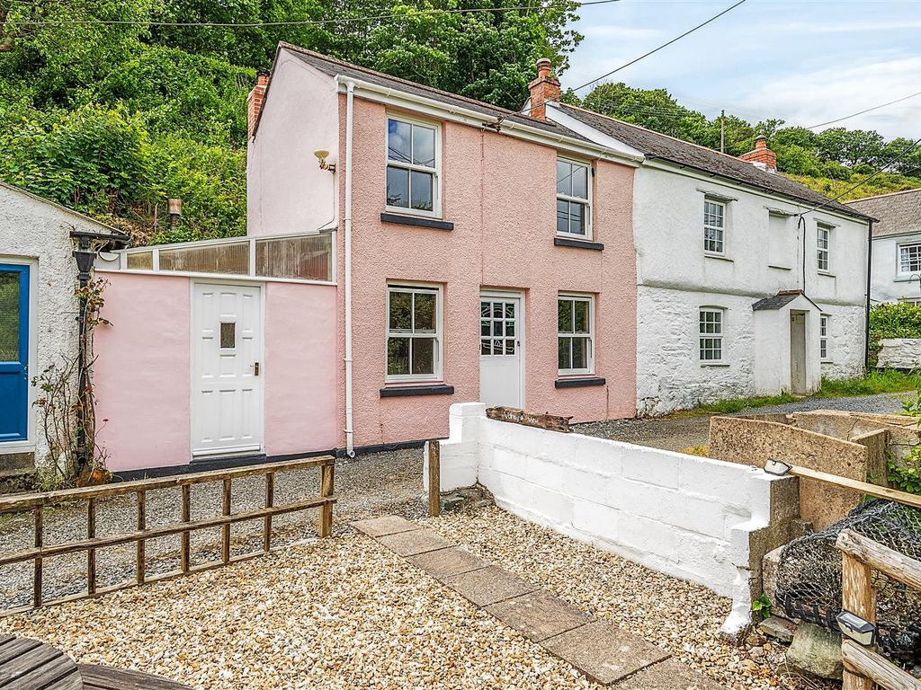 2 bed cottage for sale in Porthallow, St. Keverne, Helston TR12, £