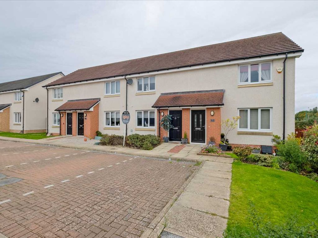 2 bed terraced house for sale in Shaw Drive, Hamilton ML3, £139,995