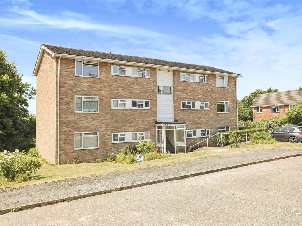2 bed flat for sale in Dry Bank Court, Tonbridge TN10 Zoopla