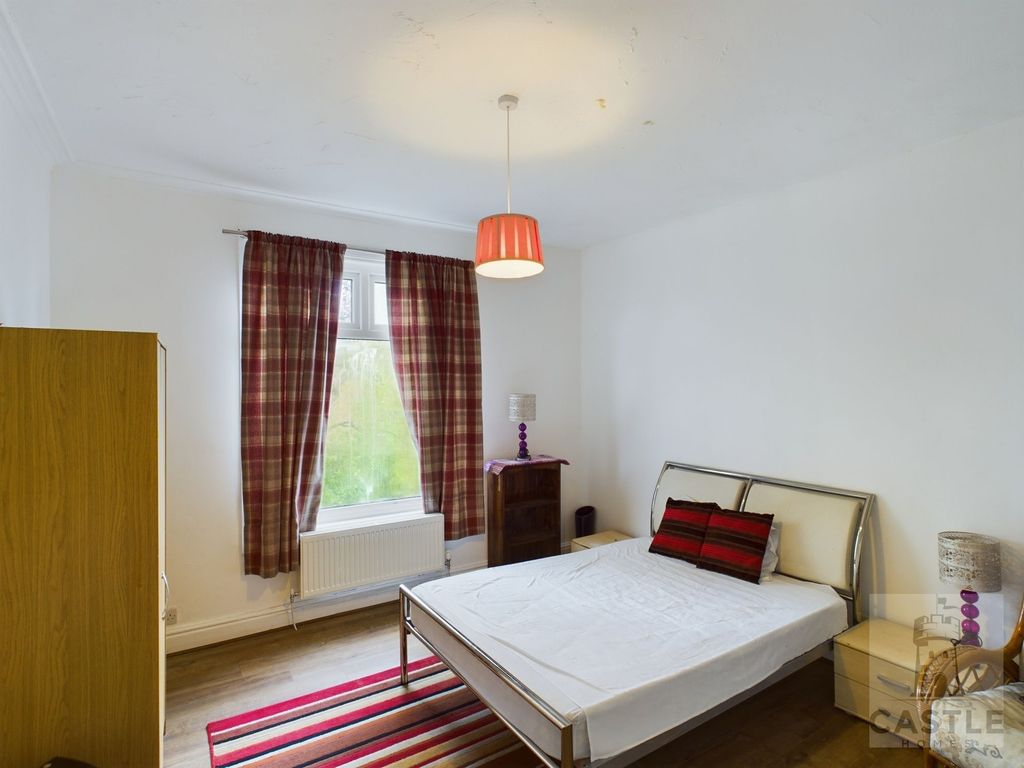 7 bed shared to rent in Belle Vue Grove, Middlesbrough