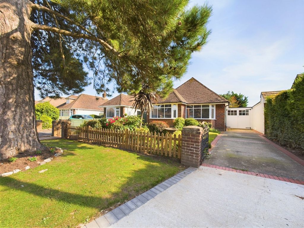 3 bed bungalow for sale in Green Park, Ferring BN12, £595,000 Zoopla