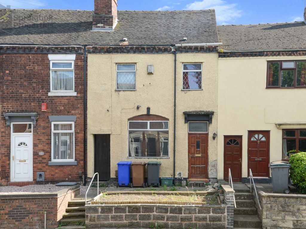 3 bed terraced house for sale