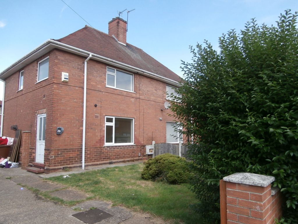 3 bed semidetached house to rent in Frinton Road, Broxtowe, Nottingham