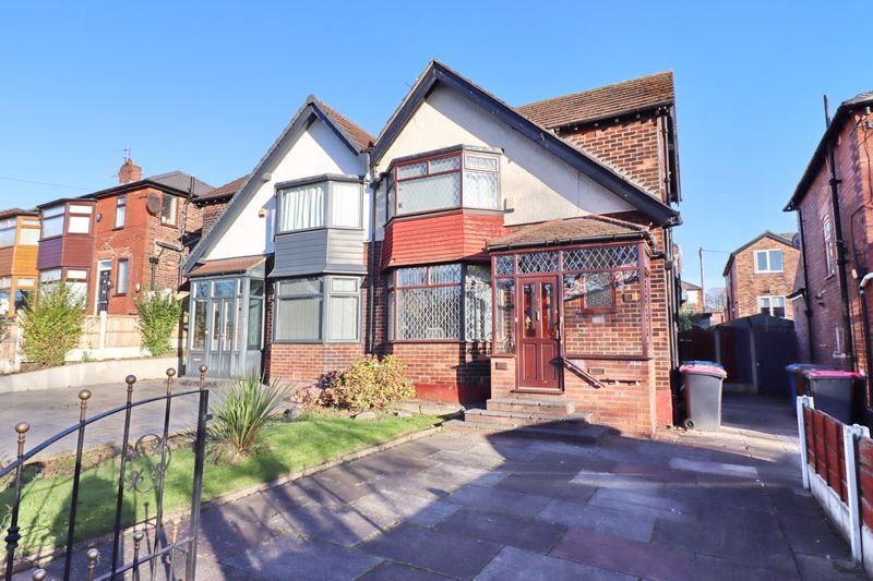 3 bed semidetached house for sale in Lancaster Road, Salford M6, £