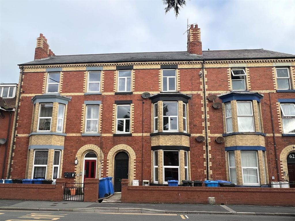 1 bed flat to rent in Wellington Road, Rhyl LL18, £575 pcm Zoopla
