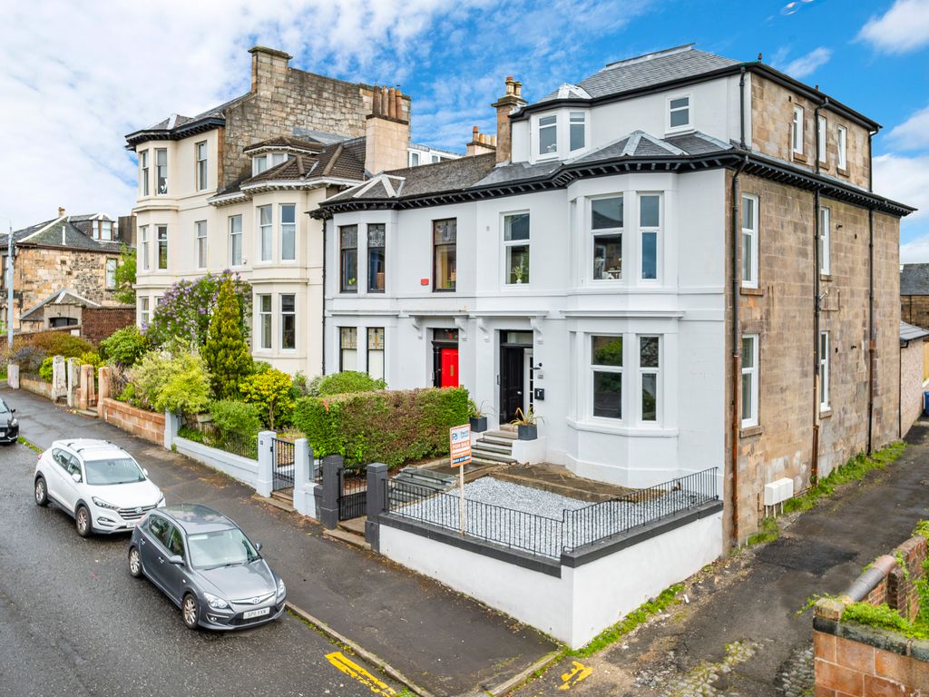 2 bed town house for sale in Westercraigs Court, Dennistoun, Glasgow