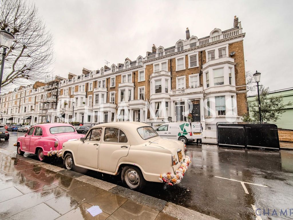 2 bed flat to rent in 2 Penywern Road, Earls Court SW5, £3,250 pcm Zoopla
