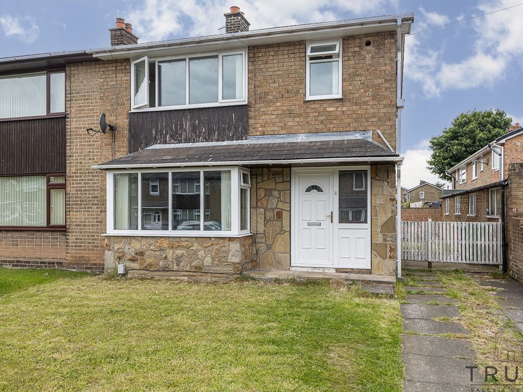 3 bed semidetached house for sale in Foxroyd Lane Estate, Dewsbury