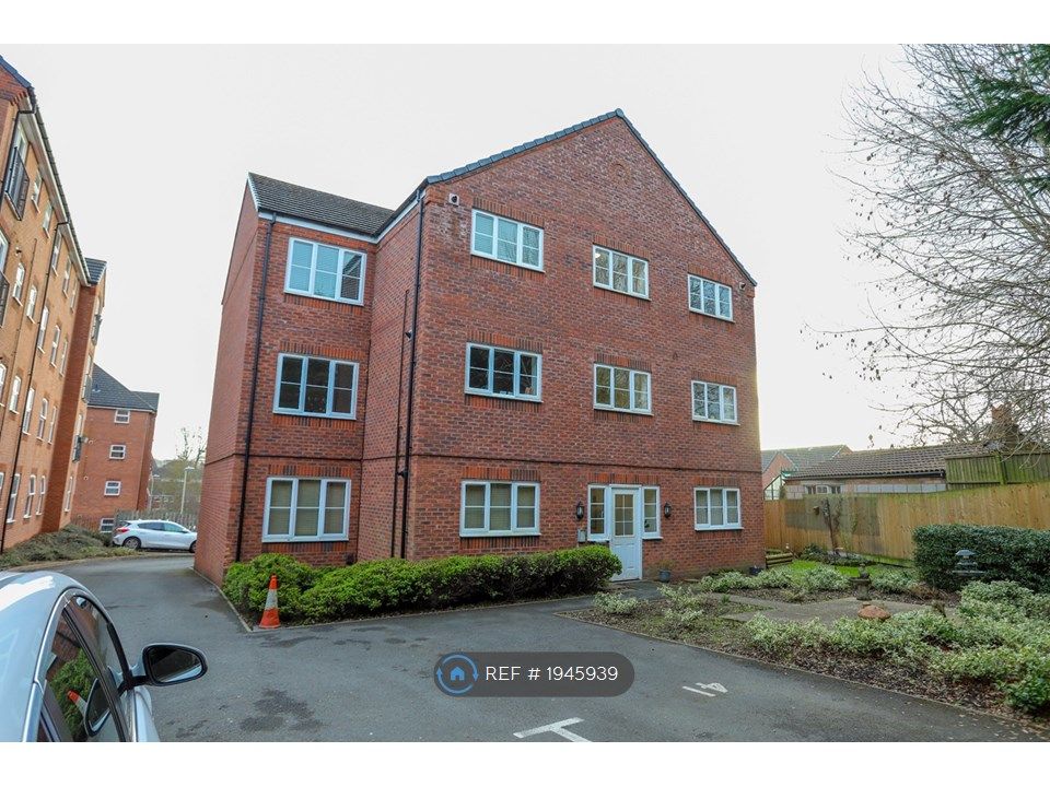 2 bed flat to rent in Brett Young Close, Halesowen B63, £900 pcm Zoopla
