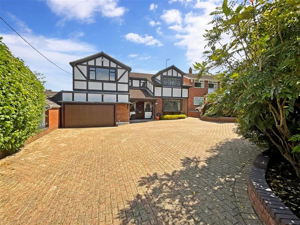 5 bed detached bungalow for sale in Church Street, Great Burstead
