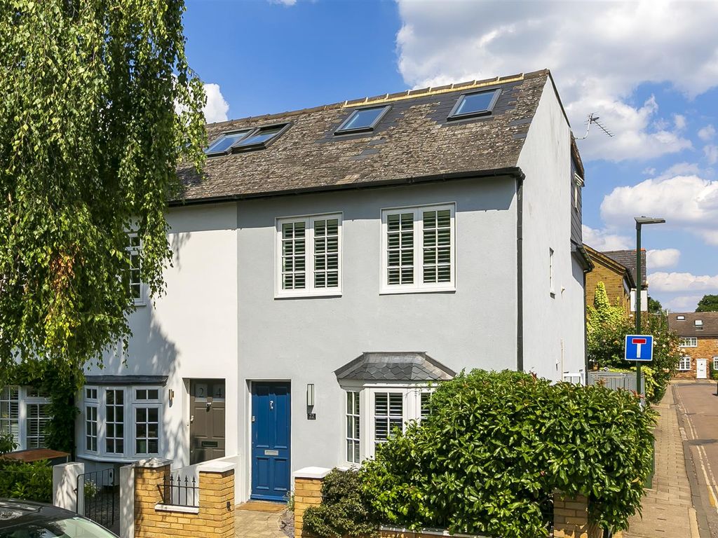 3 bed terraced house for sale in Church Road, Teddington TW11 Zoopla