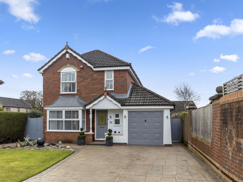 4 bed detached house for sale in Swallowfold, Grimsargh PR2 Zoopla