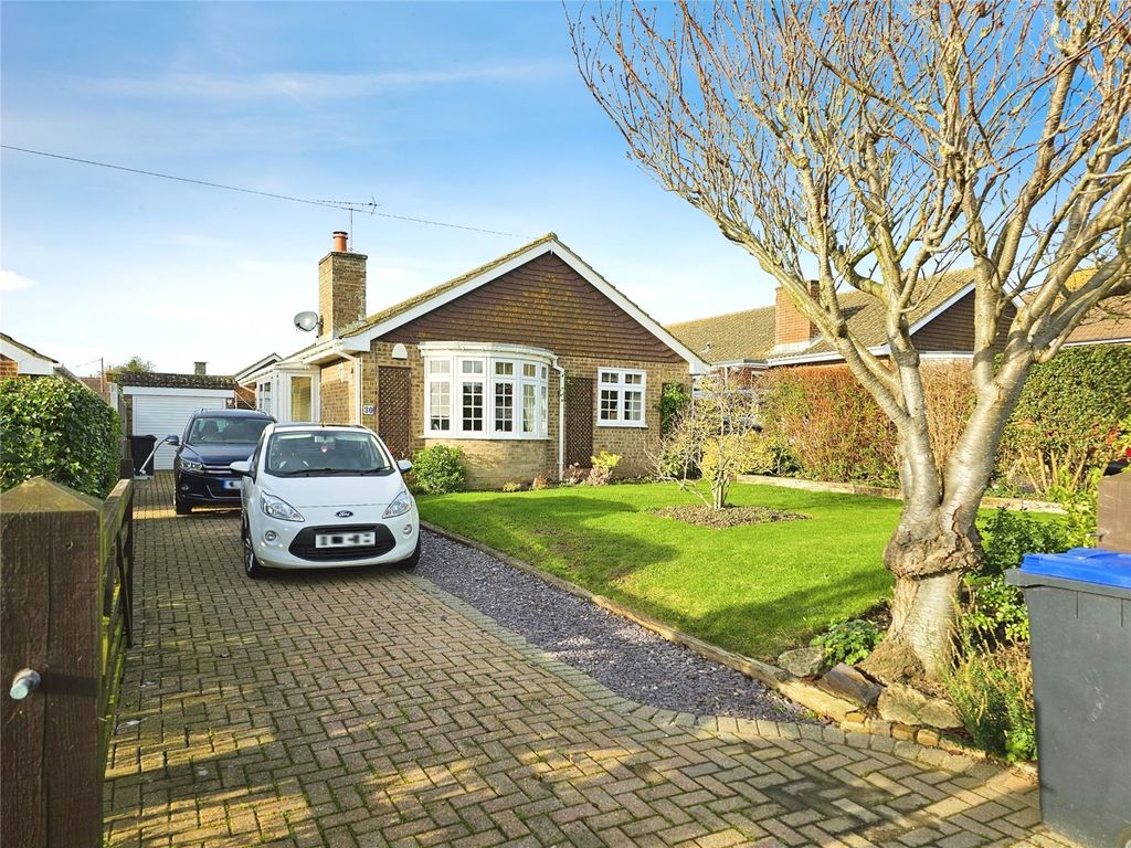 3 bed bungalow for sale in Foads Hill, Cliffsend, Ramsgate, Kent CT12