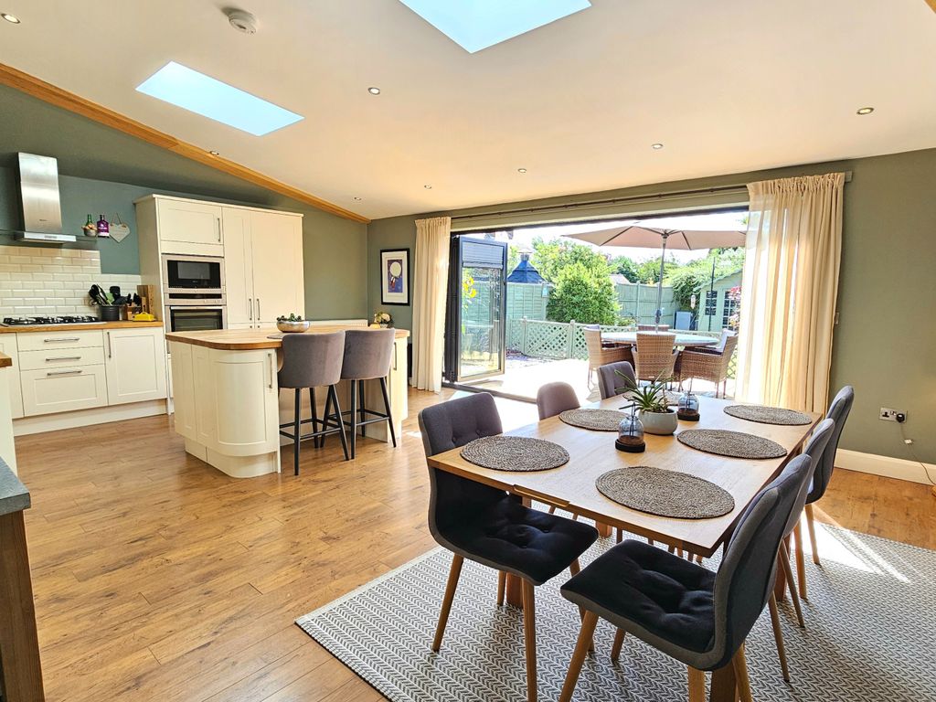 3 bed semi-detached house for sale in Grantham Road, Sleaford NG34, £ ...