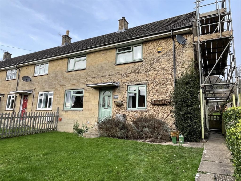 3 bed end terrace house to rent in Raglan Way, Uley, Dursley GL11, £