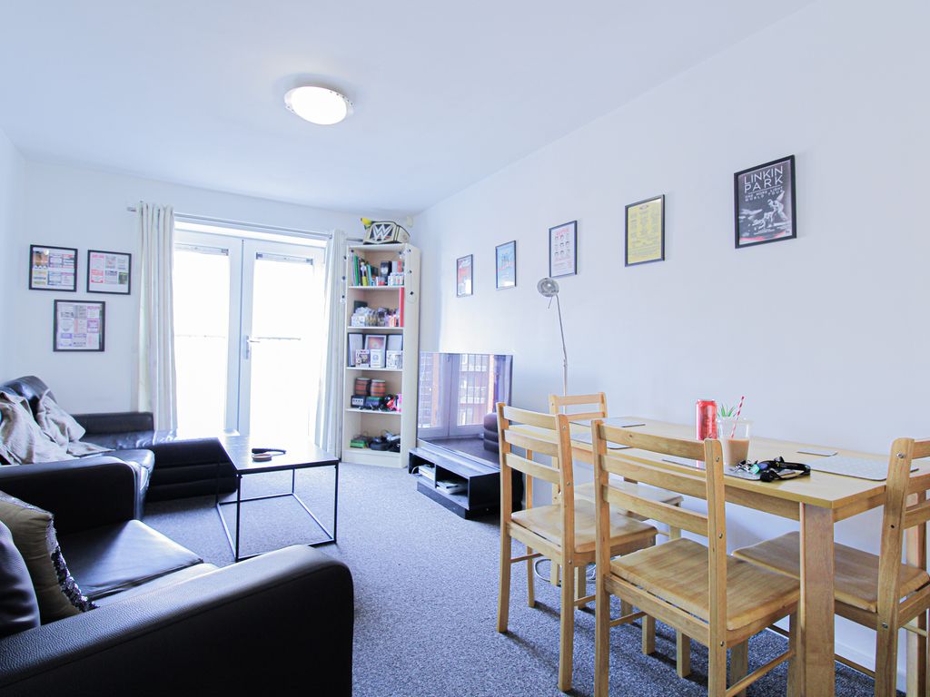 2 bed flat to rent in Ings Road, Wakefield WF1 Zoopla