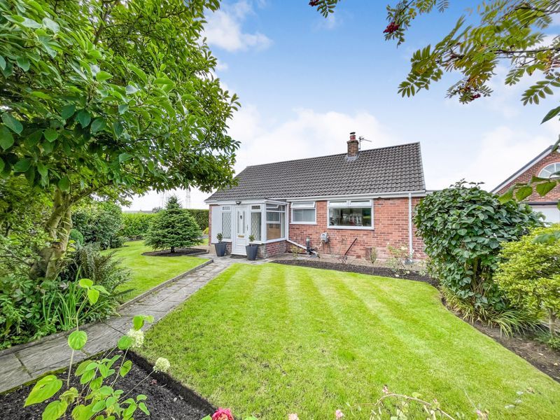 3 bed detached bungalow for sale in Countess Lane, Radcliffe