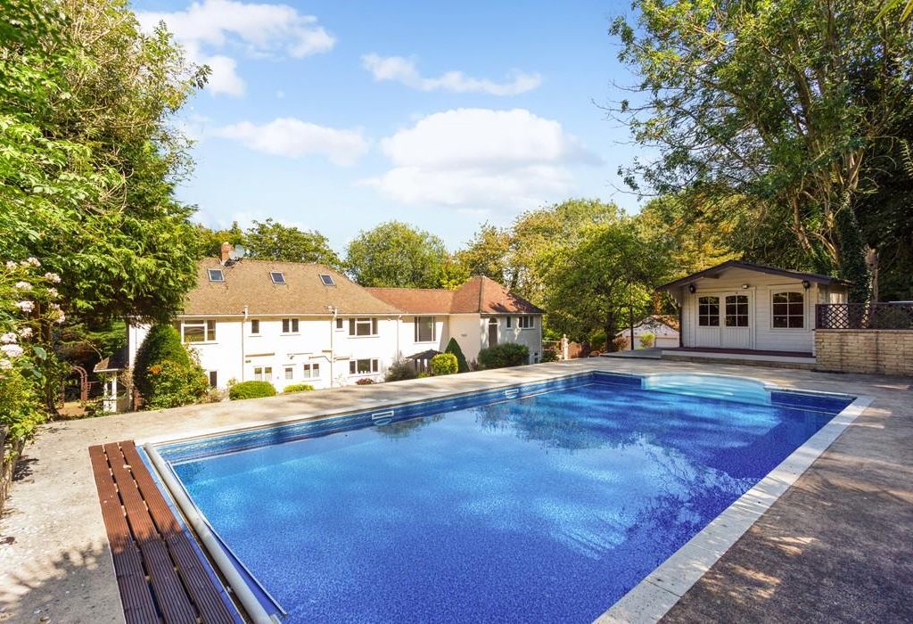 6 bed detached house for sale in Burford Close, Marlow, Buckinghamshire SL7 Zoopla