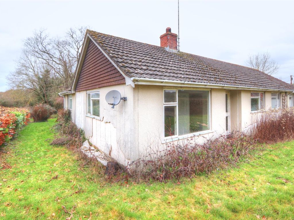 4 bed detached bungalow for sale in The Frenches, East Wellow, Romsey