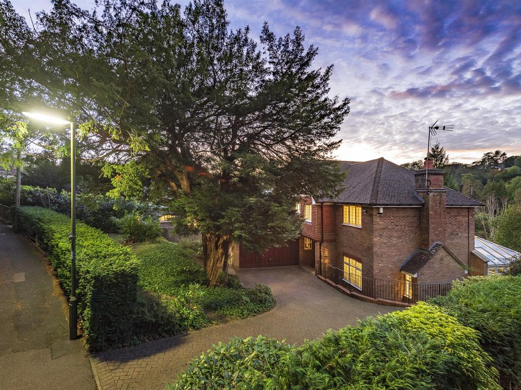 4 bed detached house for sale in Harestone Hill, Caterham CR3 Zoopla