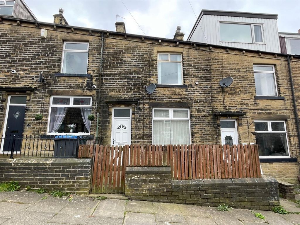 3 bed terraced house to rent in Poplar Avenue, Bradford BD7 Zoopla