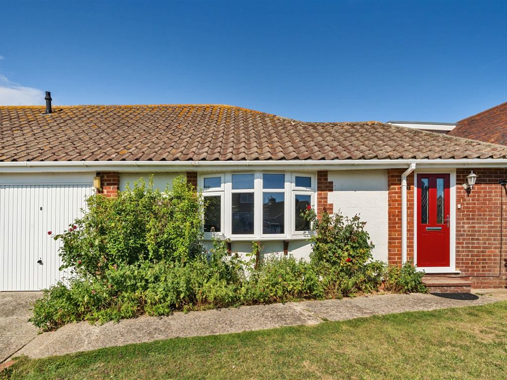 3 bed bungalow for sale in 4 Chichester Way, Selsey, West Sussex PO20